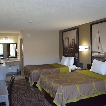 Super 8 By Wyndham Huntersville/Charlotte Area Extérieur photo