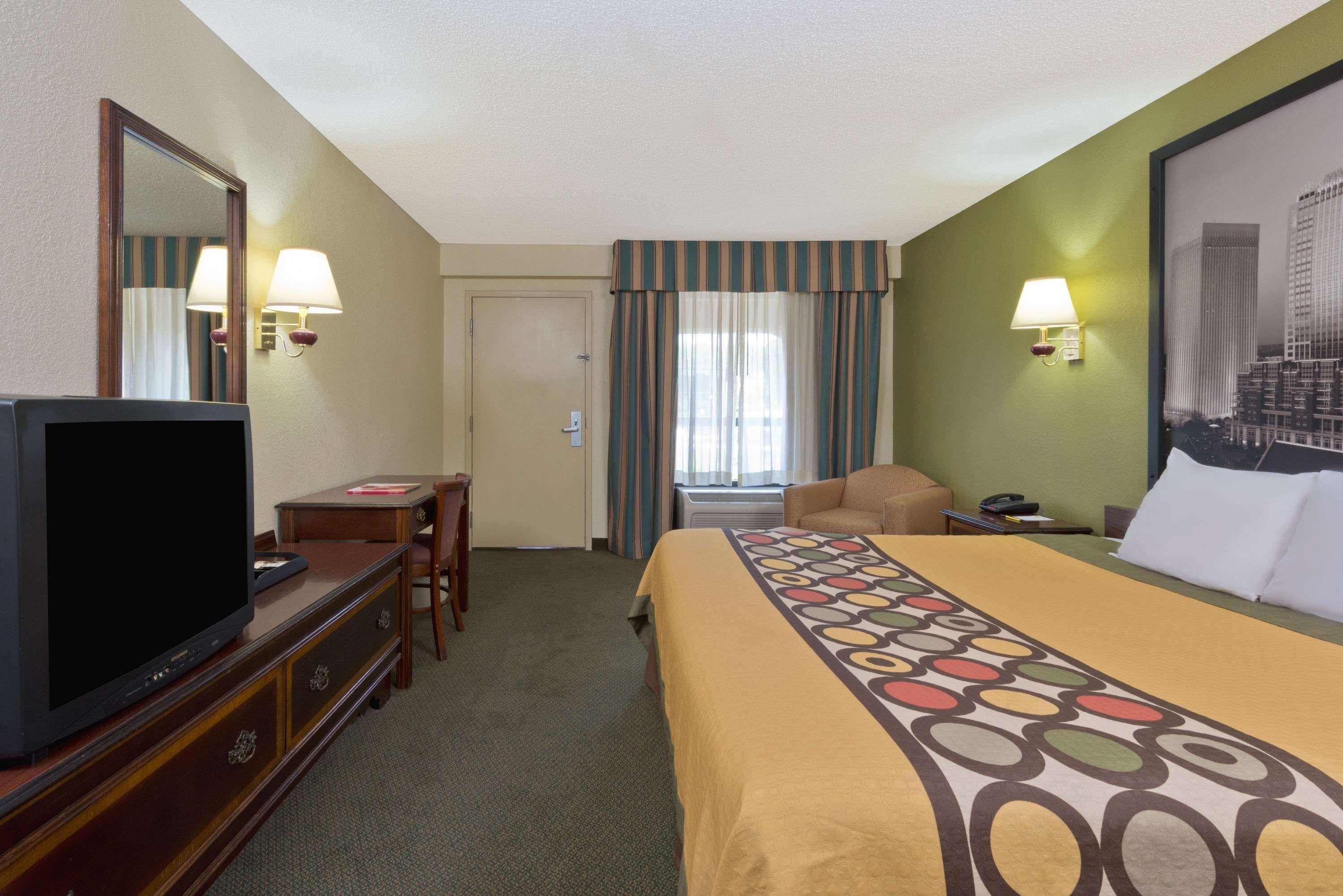 Super 8 By Wyndham Huntersville/Charlotte Area Extérieur photo