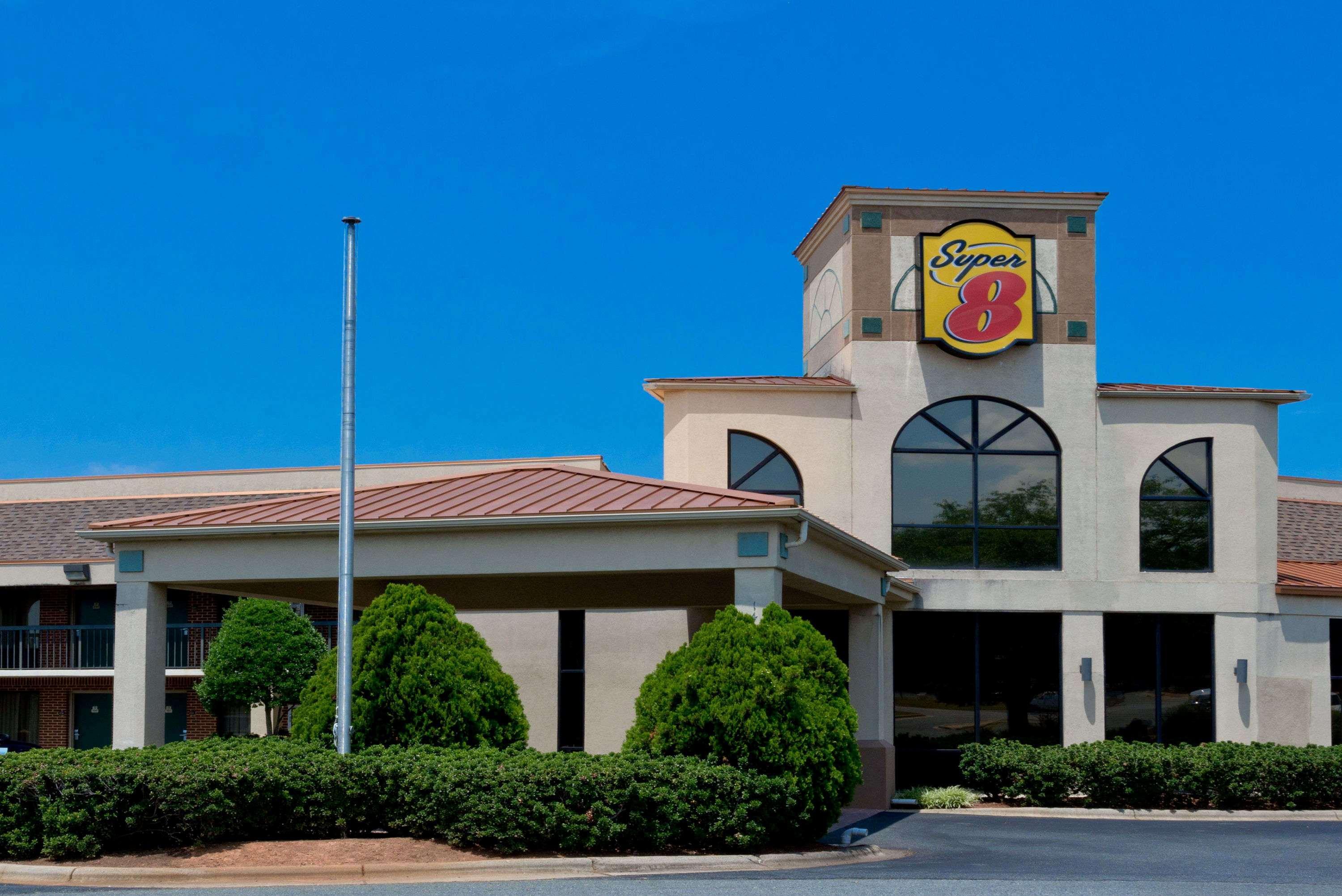 Super 8 By Wyndham Huntersville/Charlotte Area Extérieur photo