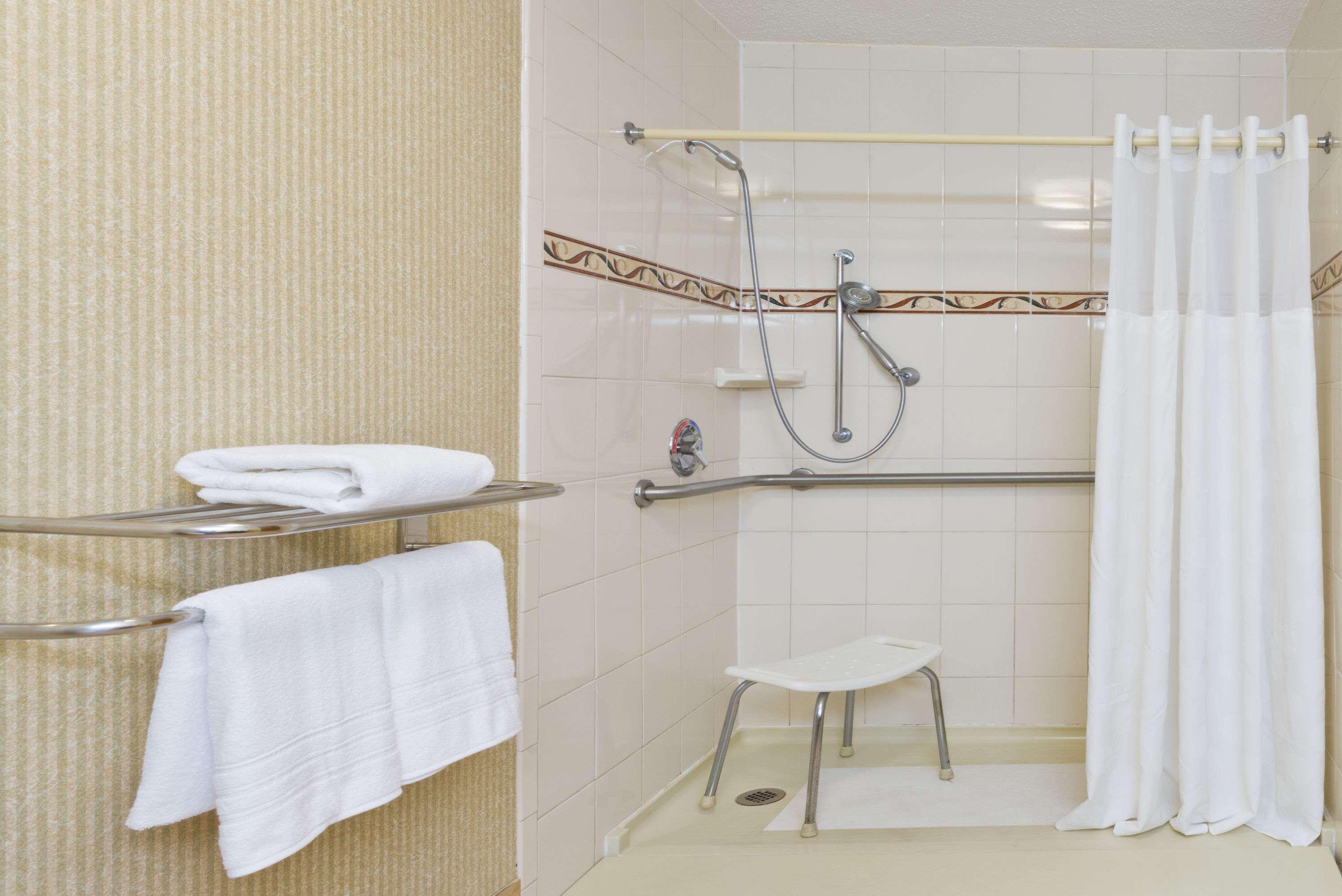 Super 8 By Wyndham Huntersville/Charlotte Area Extérieur photo