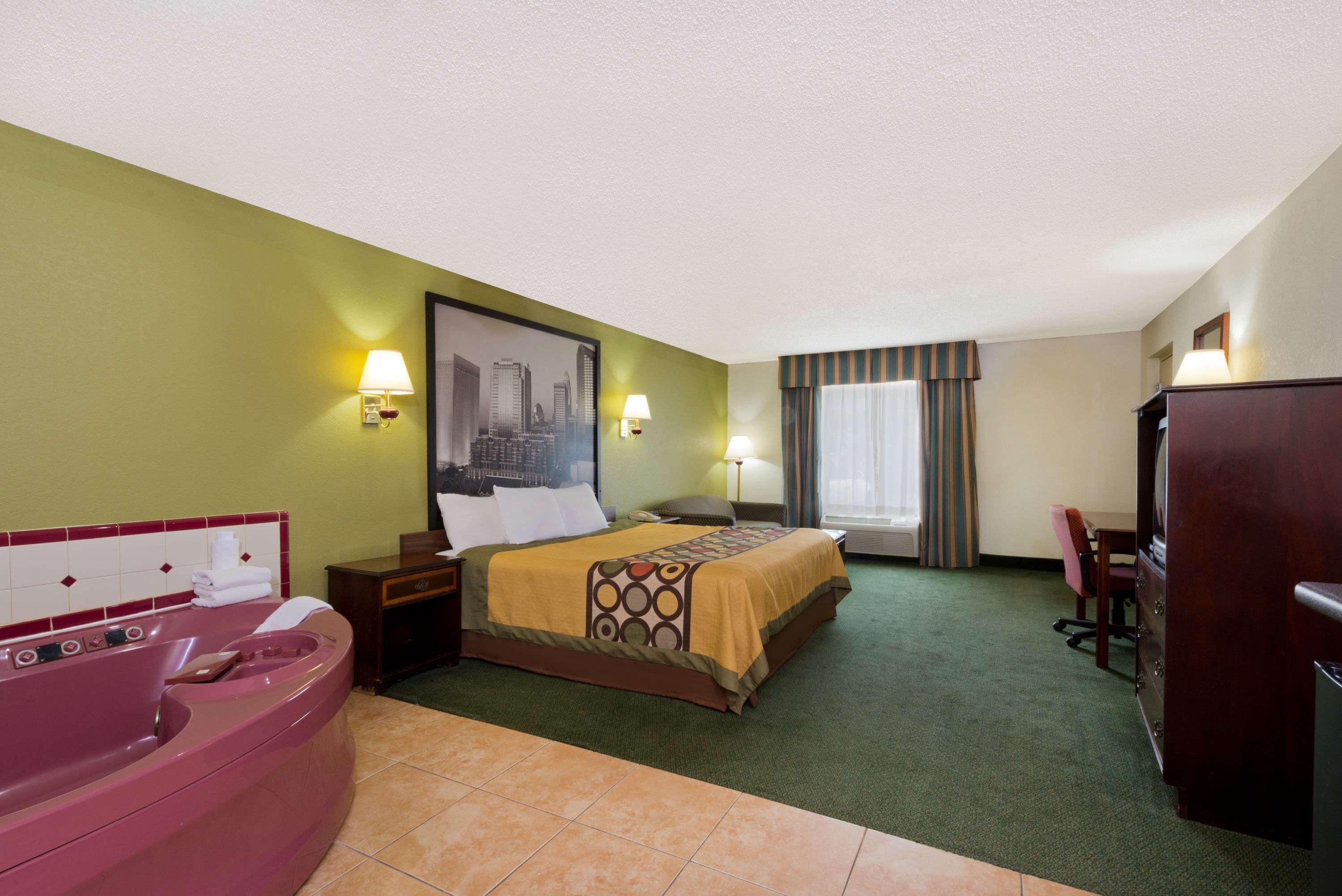 Super 8 By Wyndham Huntersville/Charlotte Area Extérieur photo