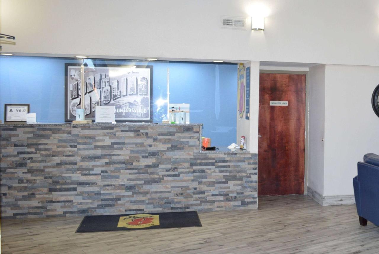 Super 8 By Wyndham Huntersville/Charlotte Area Extérieur photo